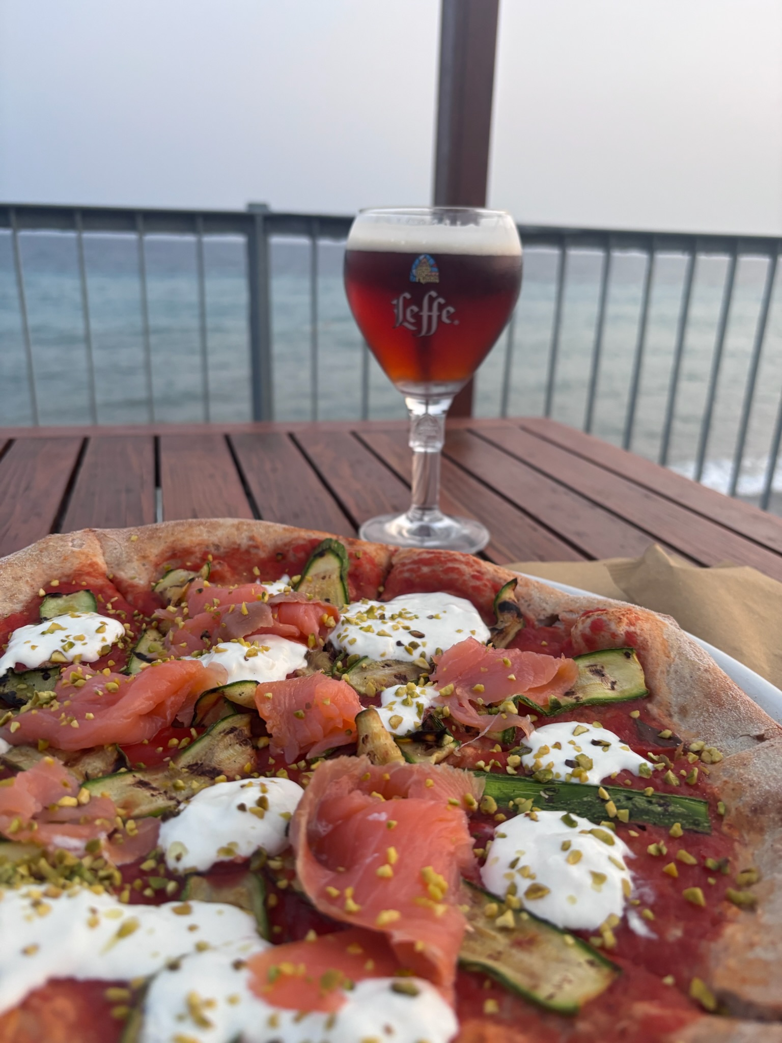 Bagni Nautici restaurant and pizzeria terrace