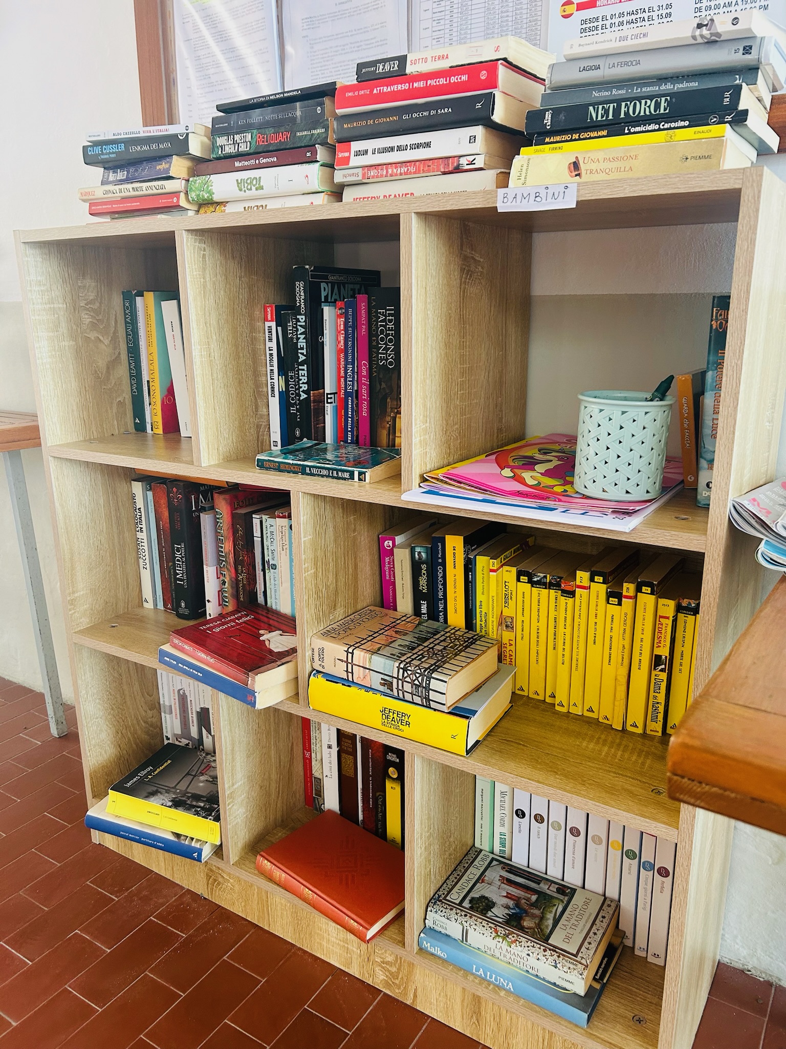 Detail of the beach at Bagni Nautici in Cavi di Lavagna